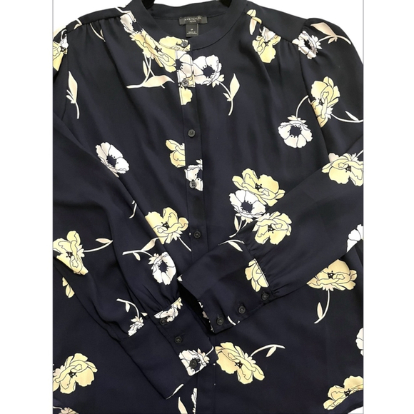 Ann Taylor Petite Sunny Poppy Nehru Collar Blouse, Size: SP, Navy Floral - Picture 4 of 9